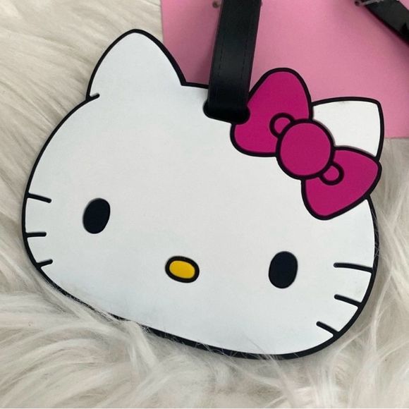 Hello Kitty Travel Luggage Bag Tags (Set of 2) - Picture 4 of 7